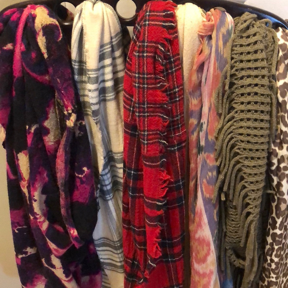7 scarves